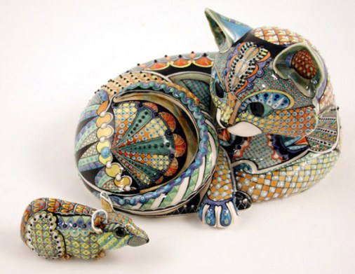 cats, cats in art, ceramics, David Burnham Smith, Master ceramic artists, artist who sculpt cats, Porcelain sculptures of cats, Clay, pottery, Kiln fired pottery, colorful cermaic cats, beautiful ceramic cats, cat inspired artwork, exclusive art, one of a kind cat sculptures